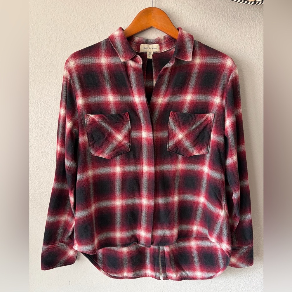 Anthropologie Cloth & Stone Plaid Button Down Shirt Red Black Women’s Small